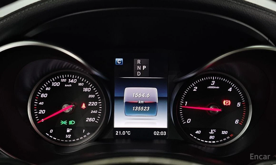 Mercedes-Benz GLC 250  - изображение 8