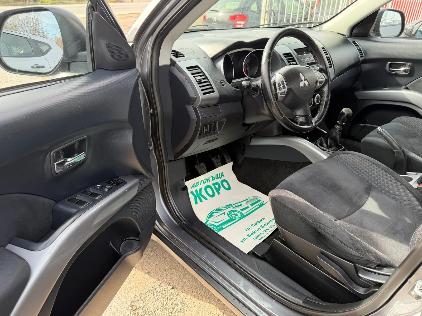 Mitsubishi Outlander 2.0 DIZEL, 140 ���� , 4x4 | Mobile.bg � ����������� 13