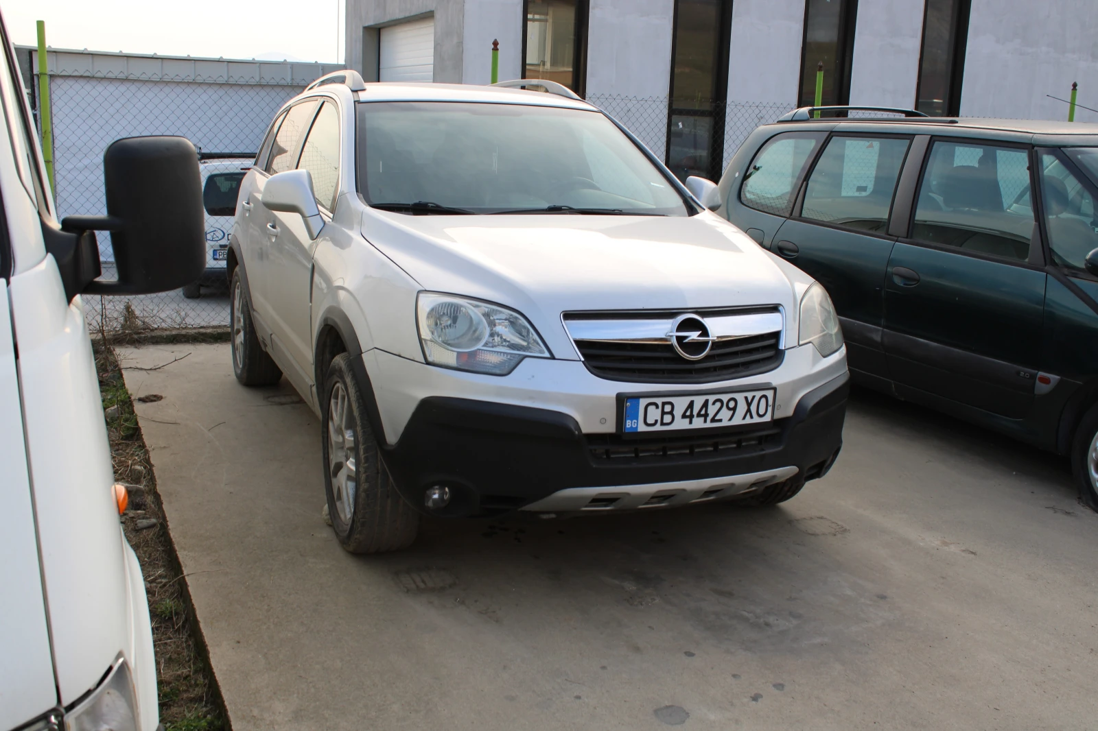 Opel Antara, снимка 2 - Автомобили и джипове - 53710954