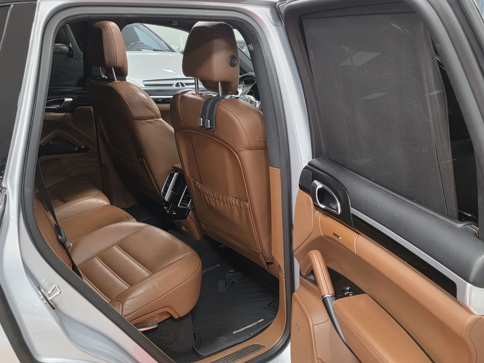 Porsche Cayenne  S Diesel 4.2 V8 | 385 к.с. | Възду, снимка 16 - Автомобили и джипове - 53724238