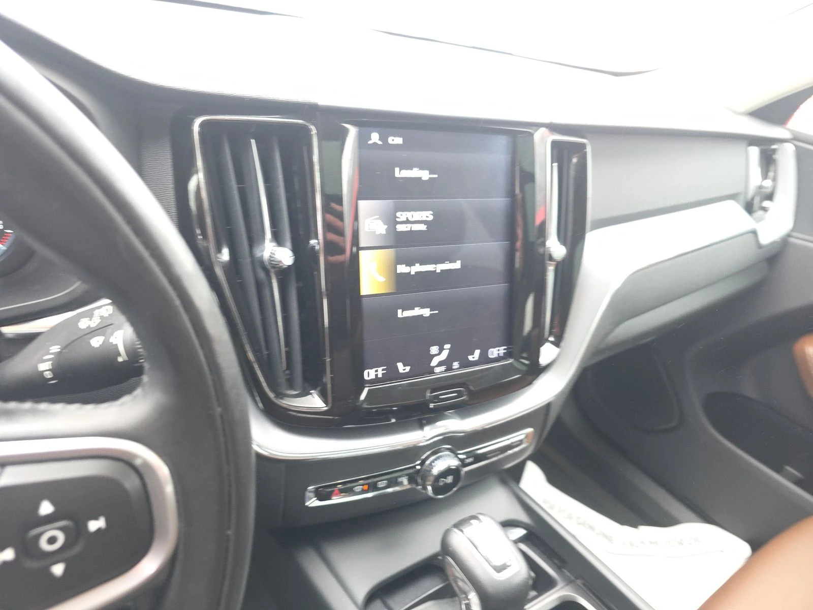 Volvo XC60 T5* MOMENTUM* ДИГИТАЛНО* ТАБЛО* 360КАМЕРА* LANE* A, снимка 9 - Автомобили и джипове - 53802764