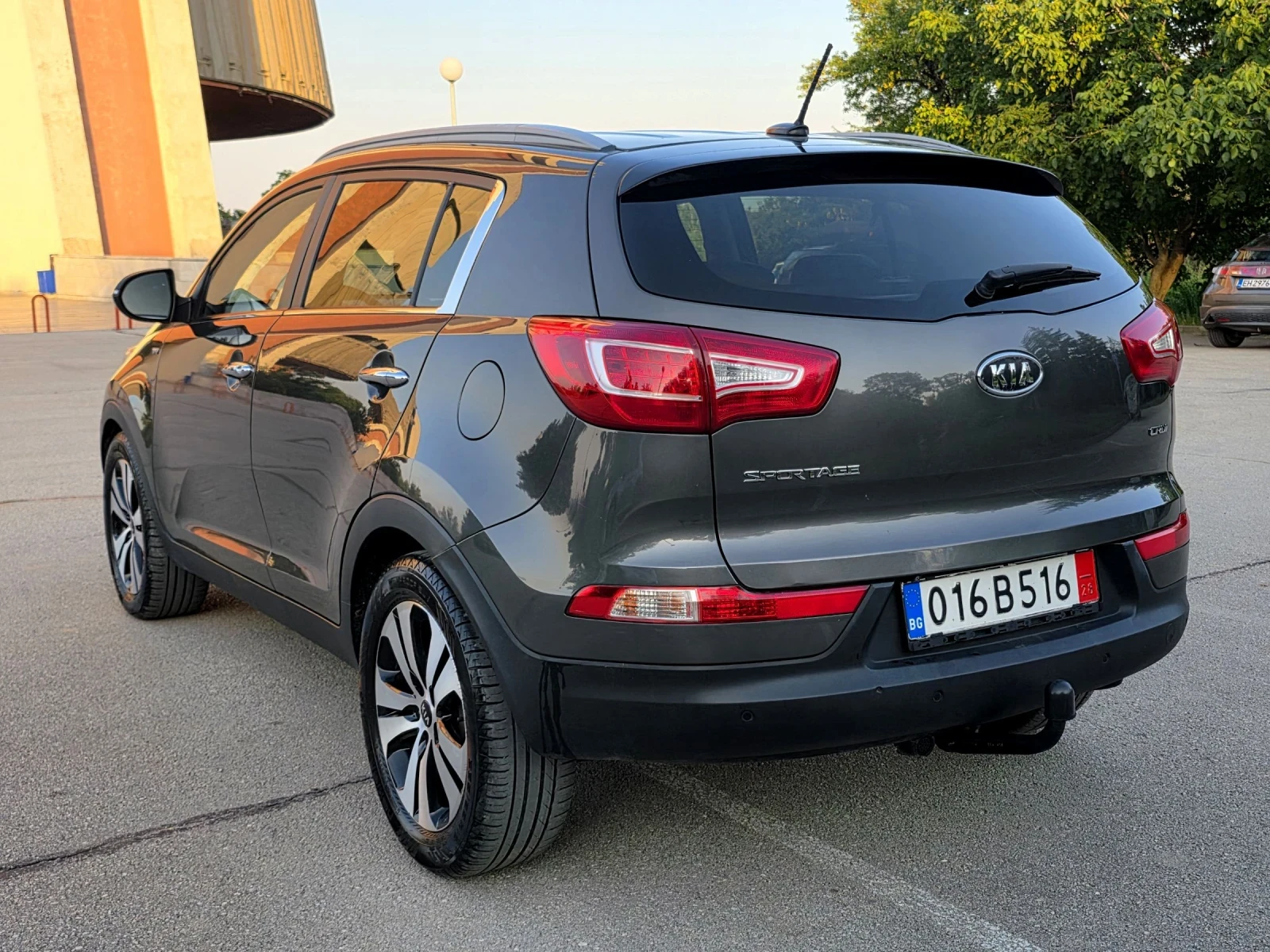 Kia Sportage Premium, Пълна сервизна история KiA, снимка 7 - Автомобили и джипове - 55094064