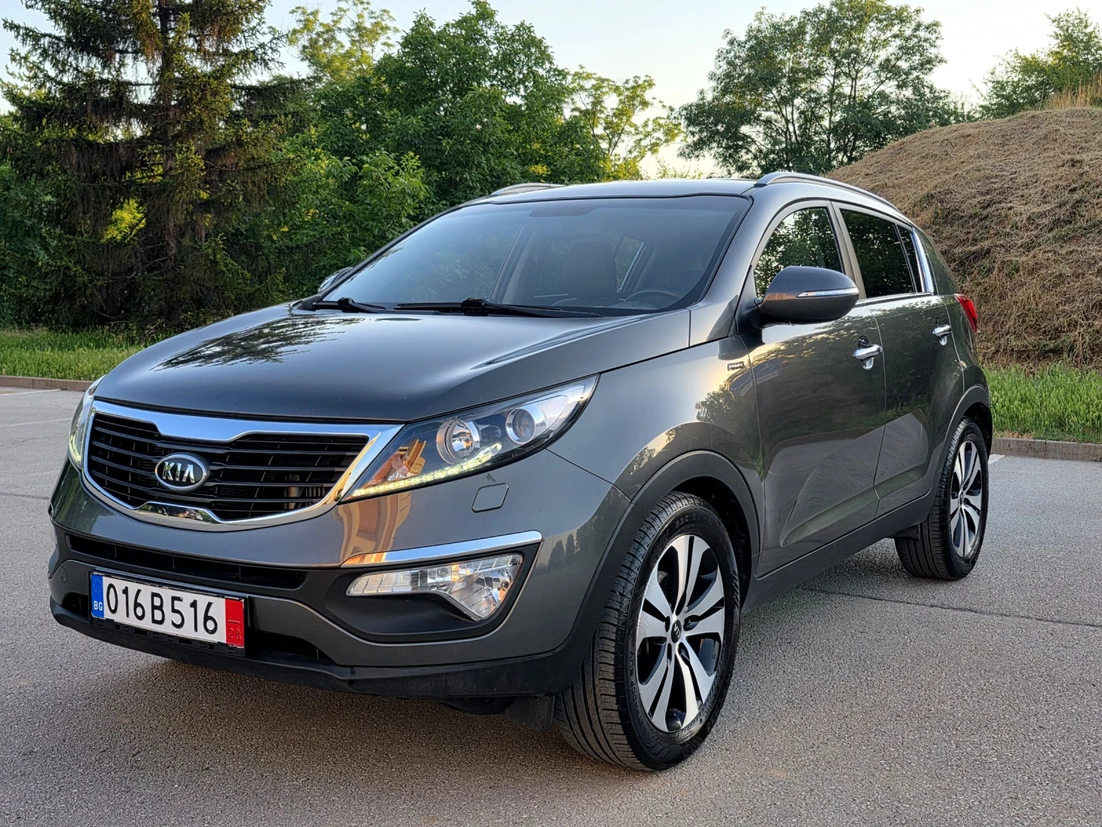 Kia Sportage Premium, Пълна сервизна история KiA, снимка 5 - Автомобили и джипове - 55094064