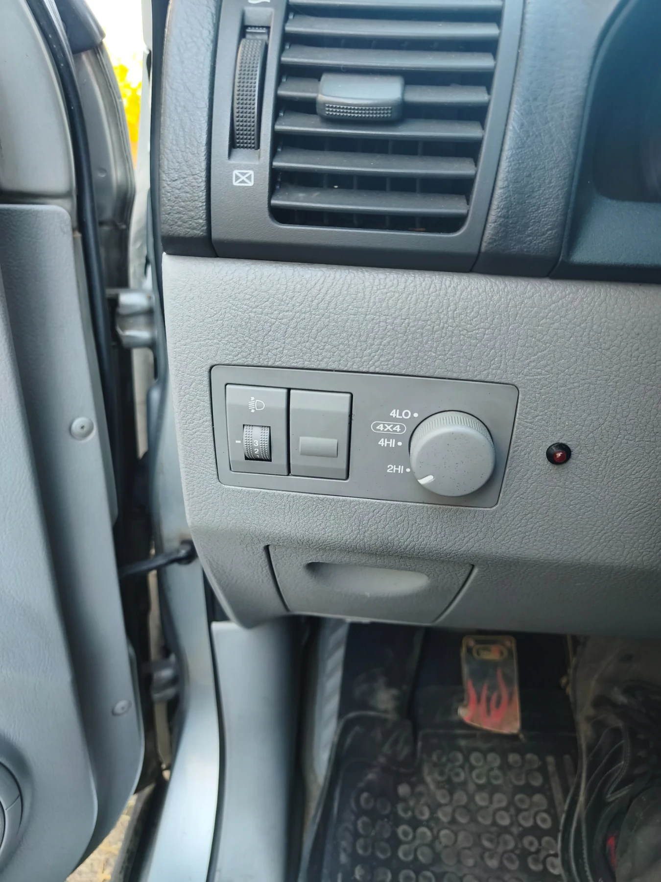 Kia Sorento EX, снимка 11 - Автомобили и джипове - 56447986