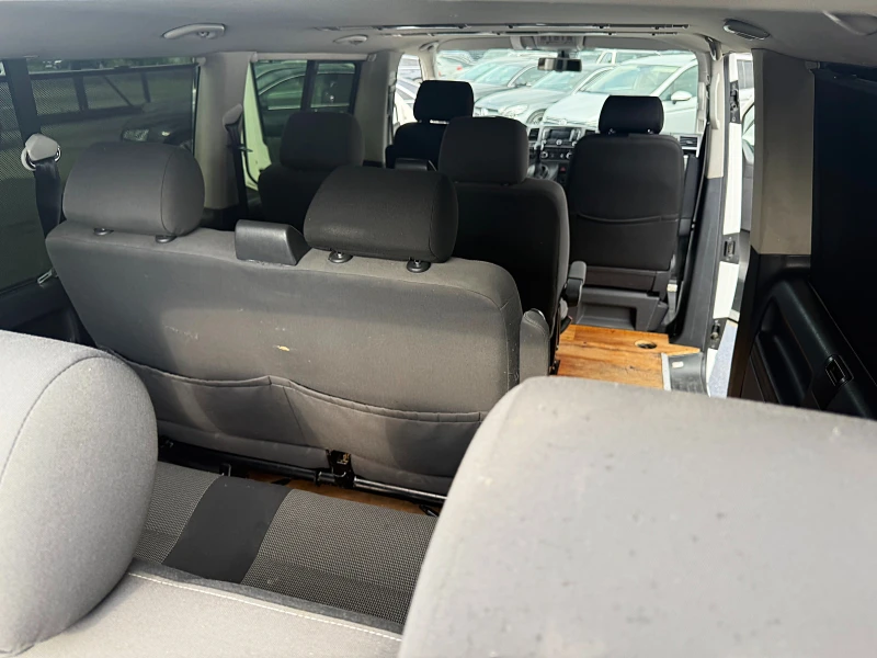 VW Caravelle Т5-ДЪЛГА БАЗА-4х4-NAVI-AVTOMATIK-ДЪЛГА БАЗА-ПЕРФЕК, снимка 16 - Бусове и автобуси - 50626598
