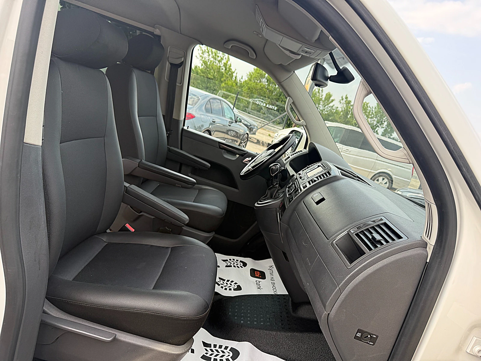 VW Caravelle 5- -44-NAVI-AVTOMATIK- - | Mobile.bg   12