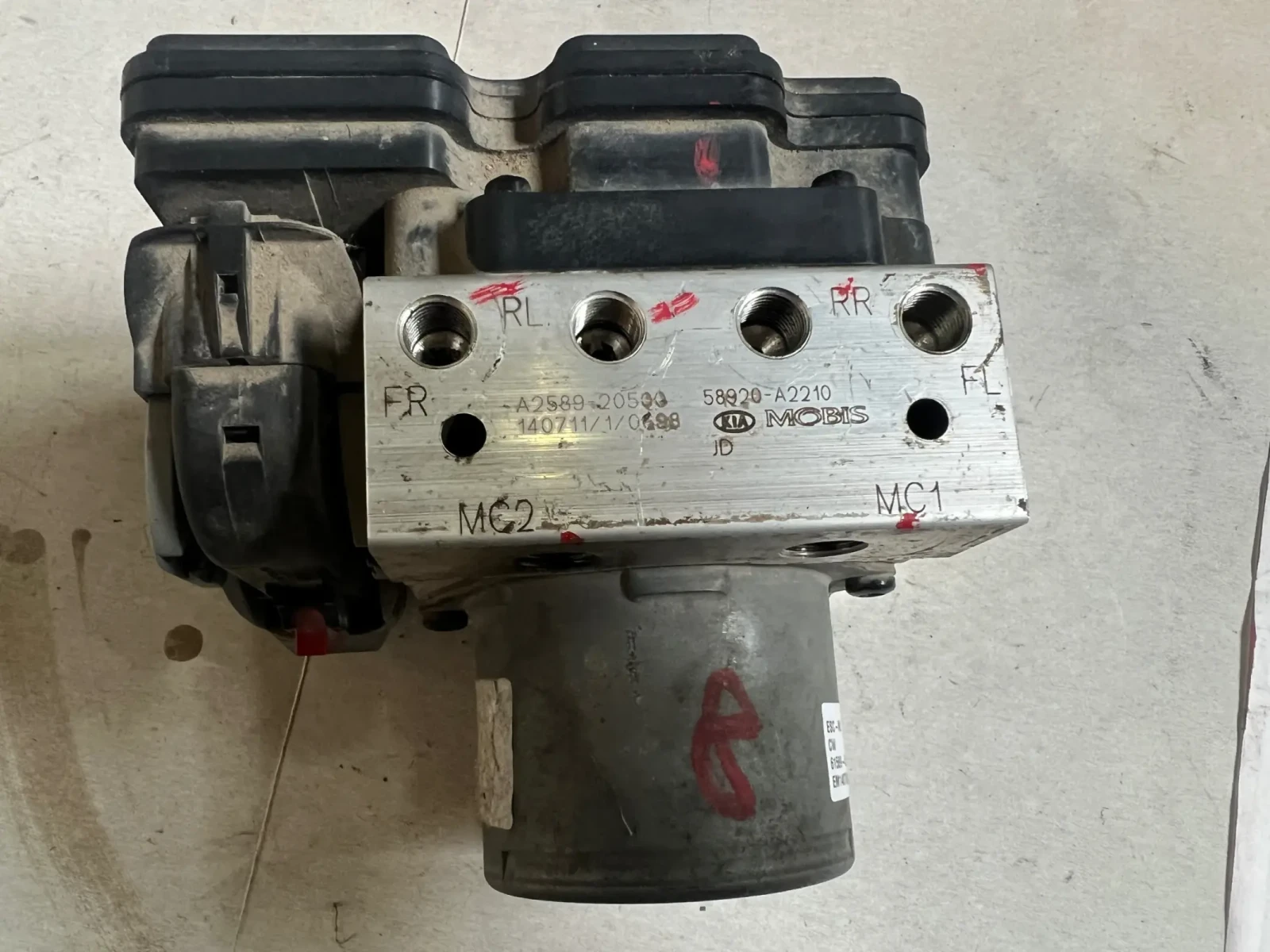 58920-A2210 ABS ����� KIA CEED 61589-45200 A2589-20500 | Mobile.bg � ����������� 4