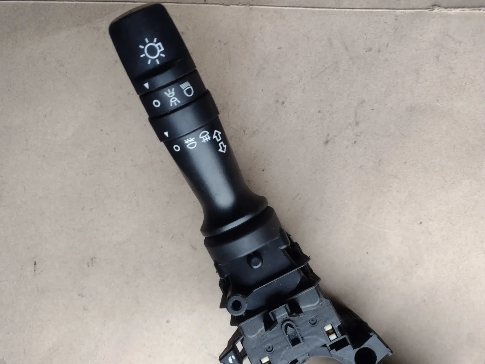 93410-1M531   93420-2K560       KIA CEED II  934101M531   934202K560 | Mobile.bg   2