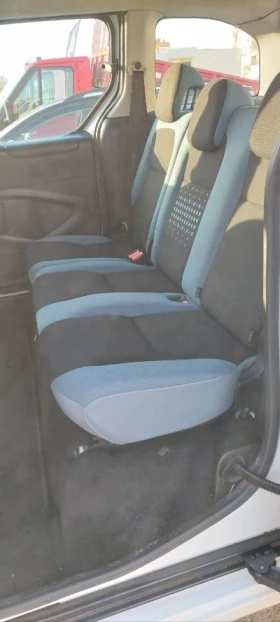 Citroen Berlingo 1.6  HDI клима, снимка 16