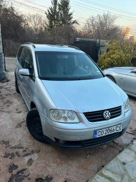 VW Touran 6скоросто * Автопилот * подгрев* Вс патено* 