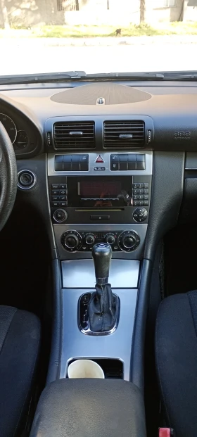 Mercedes-Benz 220, снимка 5 — Bazar.bg Mercedes-Benz 220, снимка 5