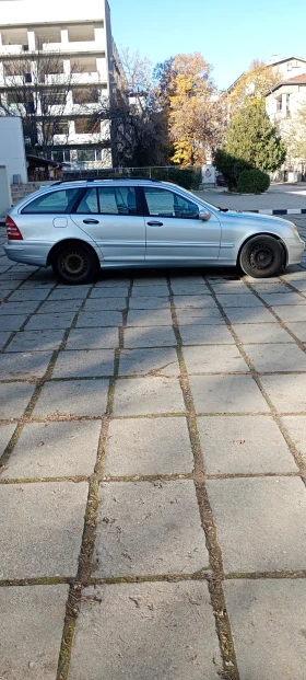 Mercedes-Benz 220, снимка 3 — Bazar.bg Mercedes-Benz 220, снимка 3