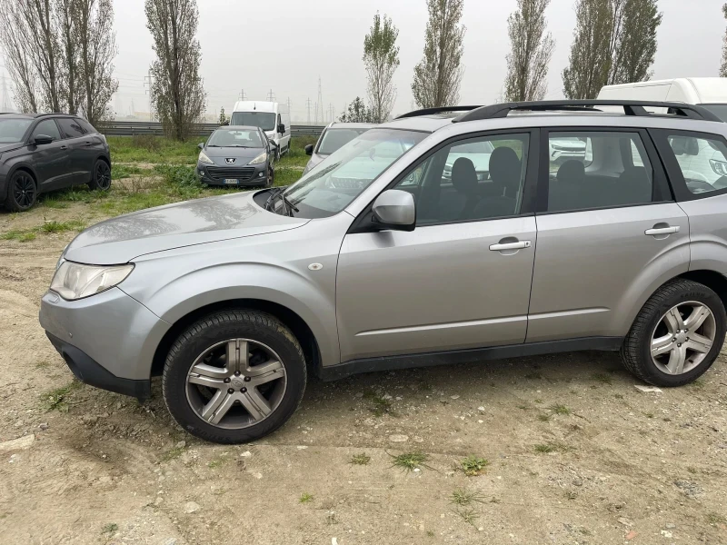 Subaru Forester (KATO НОВА)^(АГУ)^(4х4), снимка 3 - Автомобили и джипове - 47893917