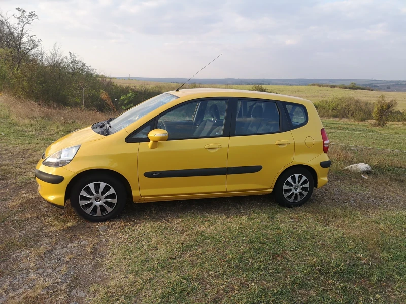 Honda Jazz 1.4i, снимка 2 - Автомобили и джипове - 49209977