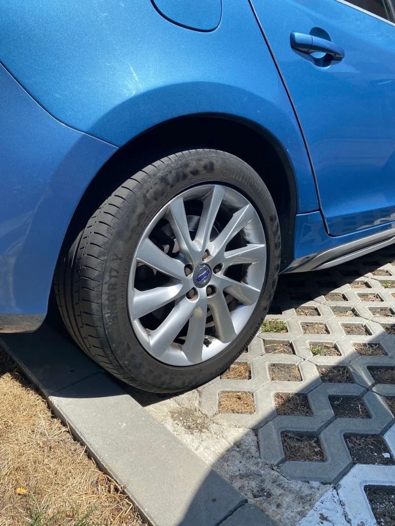 Volvo V60, снимка 6 - Автомобили и джипове - 51719145