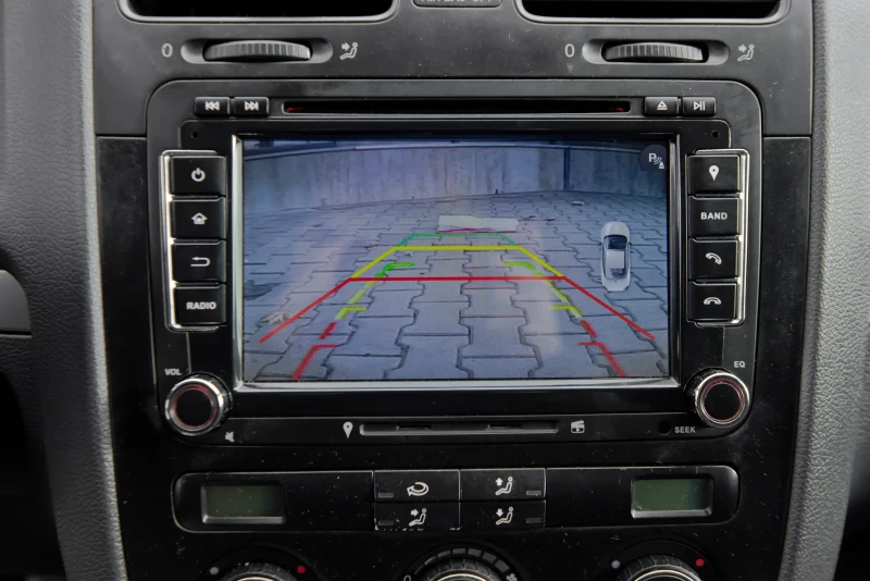 VW Golf 2.0/TDI/NAVI, снимка 14 - Автомобили и джипове - 52555132