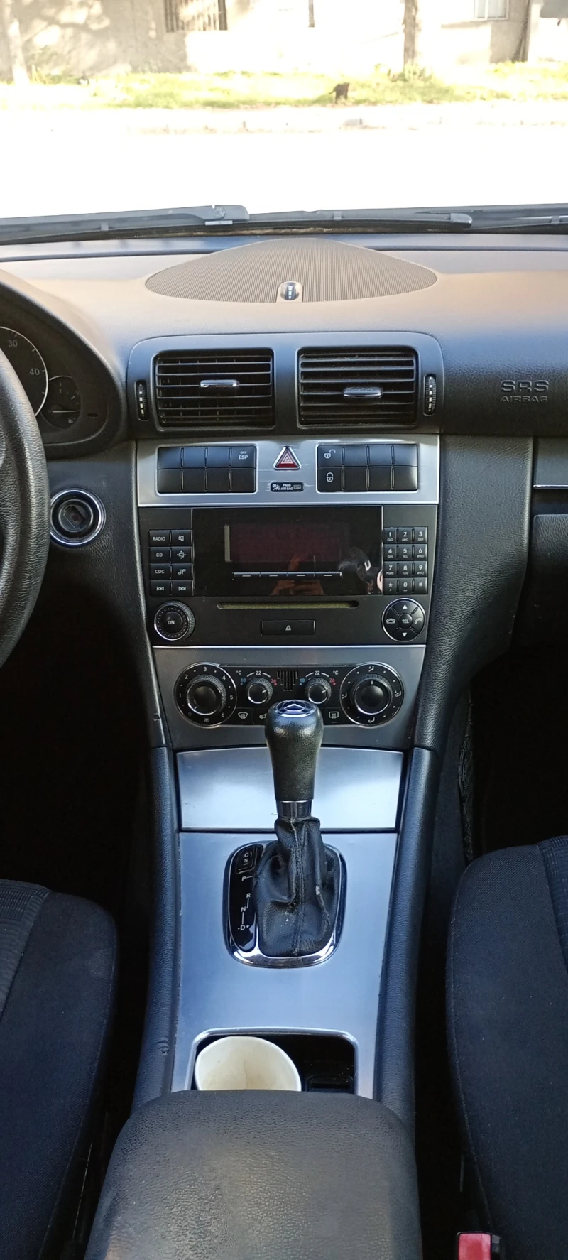 Mercedes-Benz 220, снимка 5 - Автомобили и джипове - 52679122