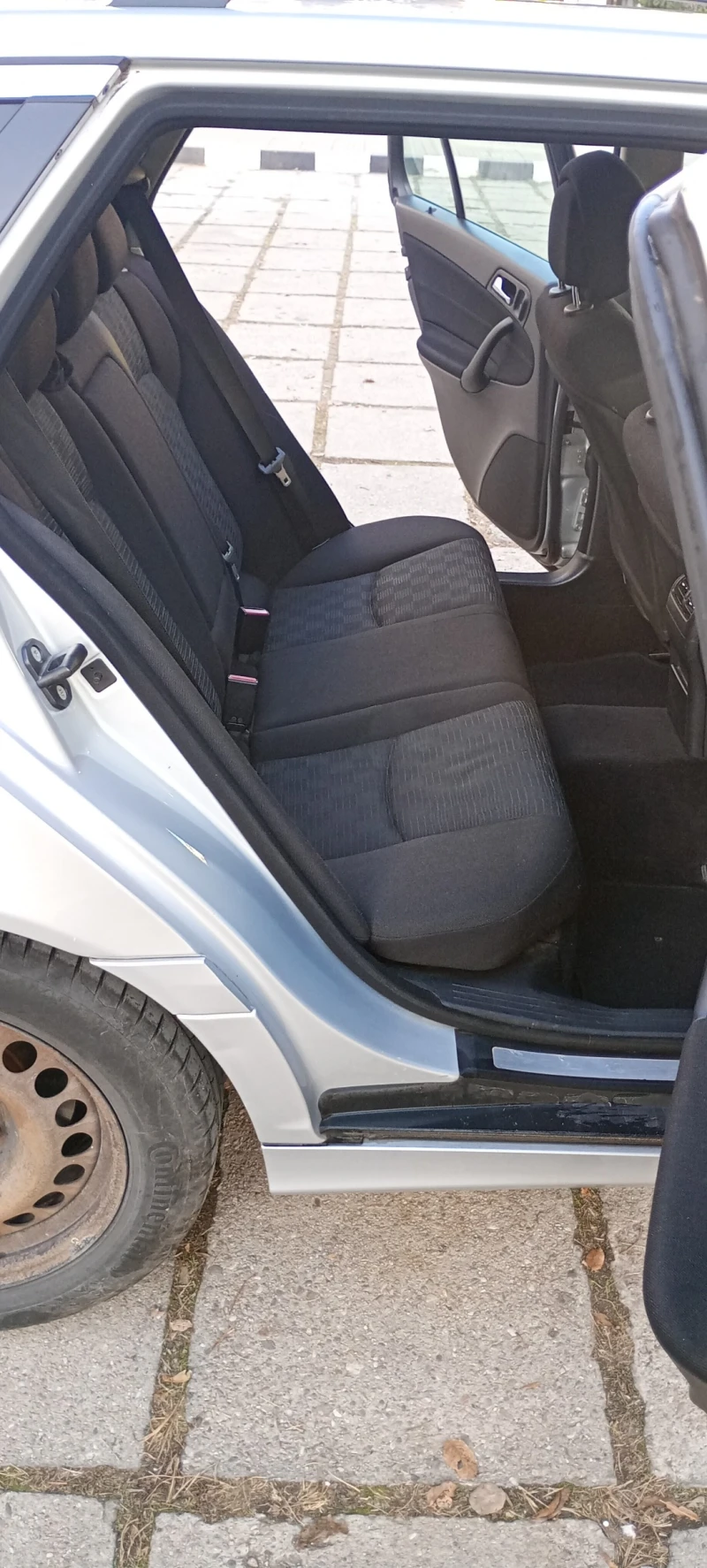 Mercedes-Benz 220, снимка 4 - Автомобили и джипове - 52679122