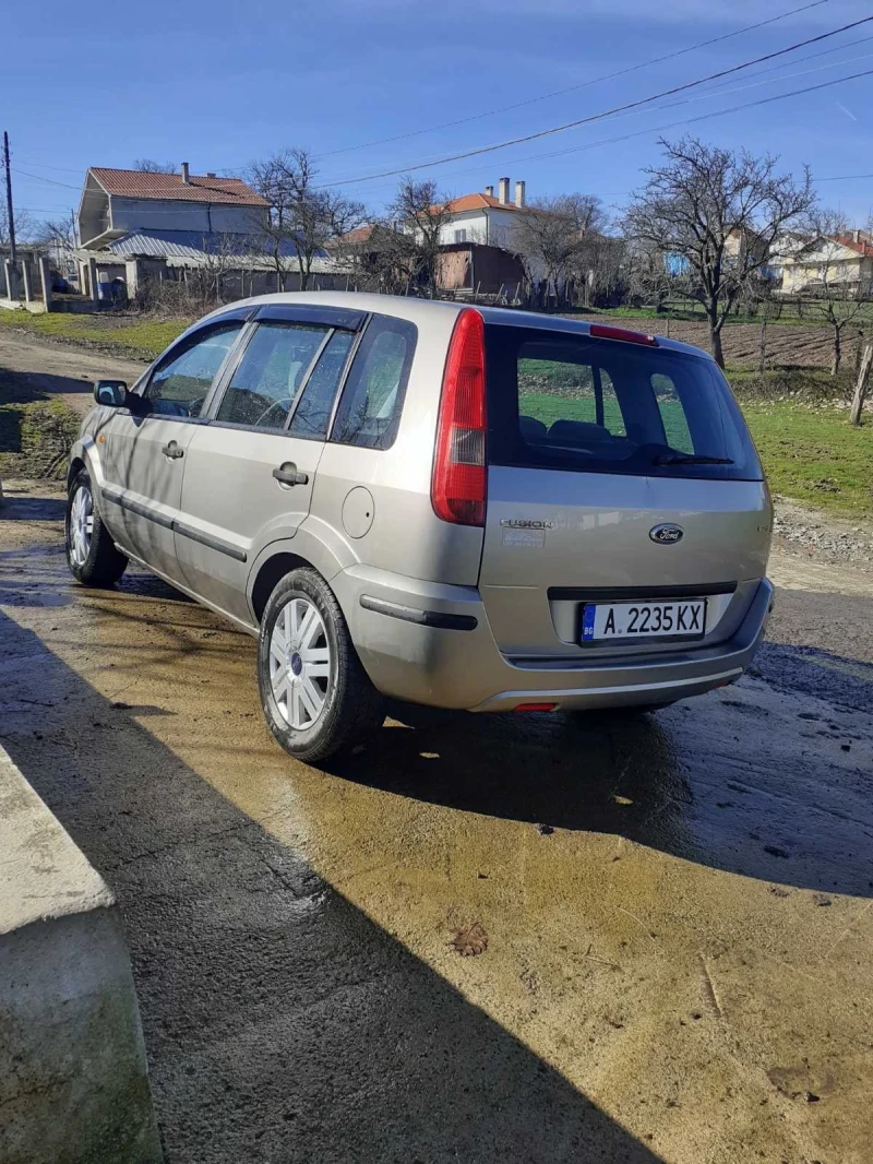 Ford Fusion, снимка 2 - Автомобили и джипове - 53061067