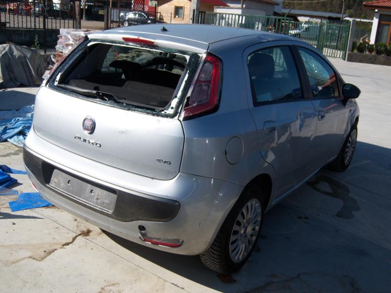 Fiat Punto 1.4I, снимка 3 - Автомобили и джипове - 31853730