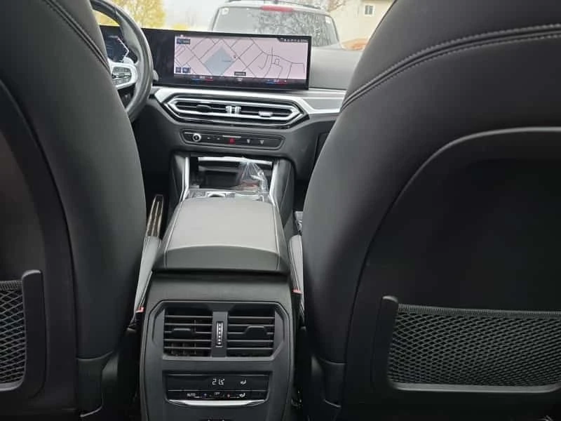 BMW 330 * FULL M PACK* ГЛАВНО ПРЕДСТАВИТЕЛСТВО НА BMW* , снимка 11 - Автомобили и джипове - 54673153