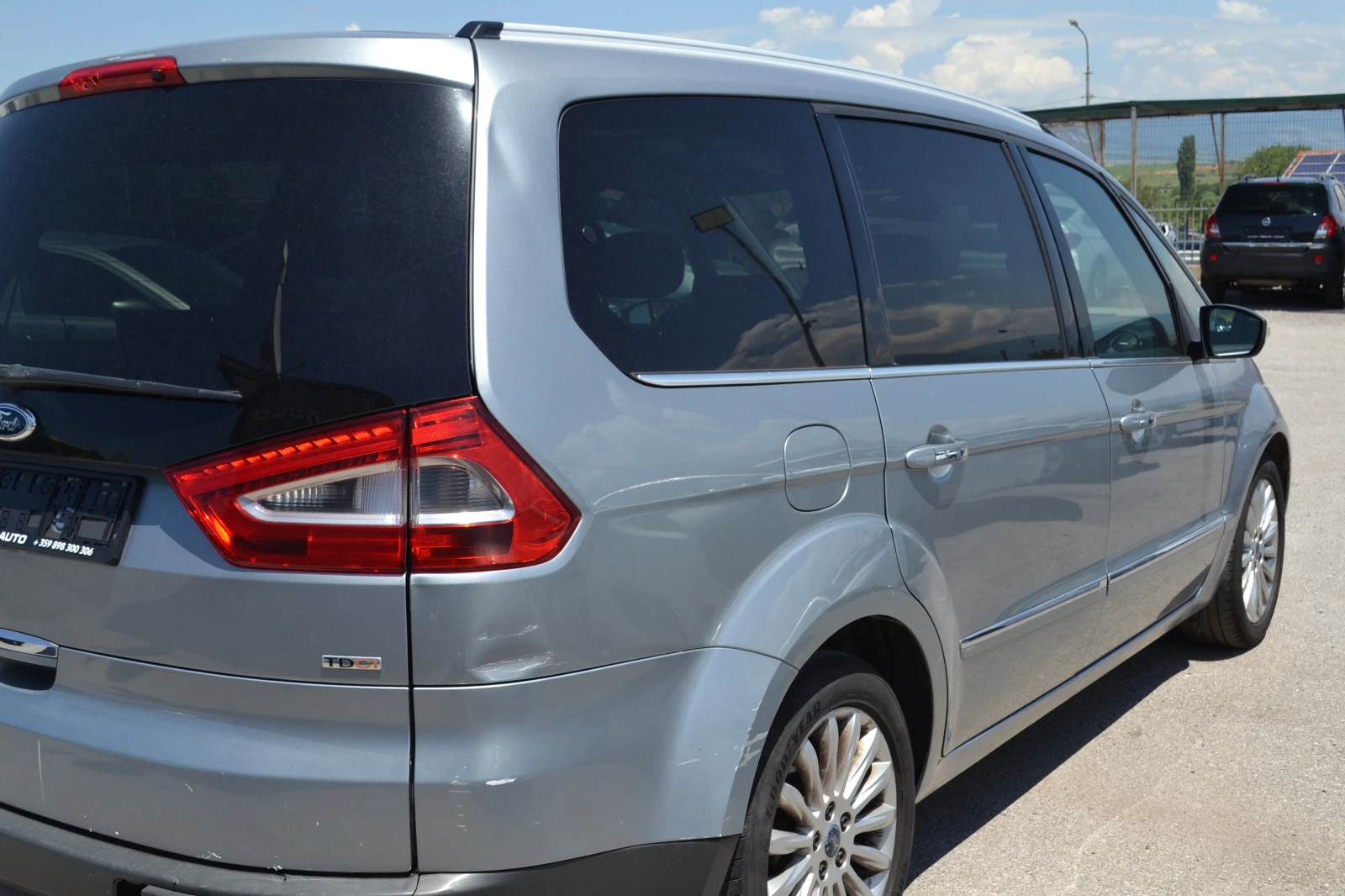 Ford Galaxy 2.0TDCI - изображение 6