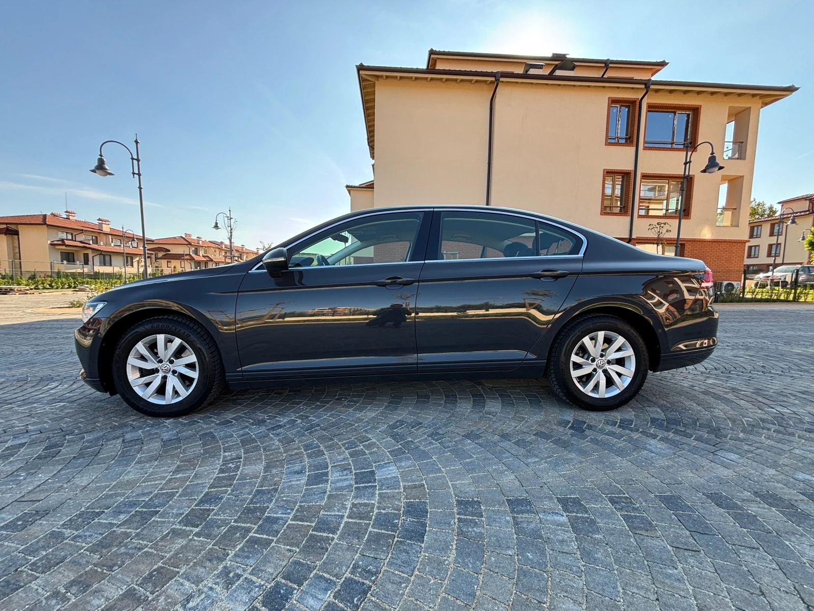 VW Passat 1.5 TSI 64000 km - изображение 2