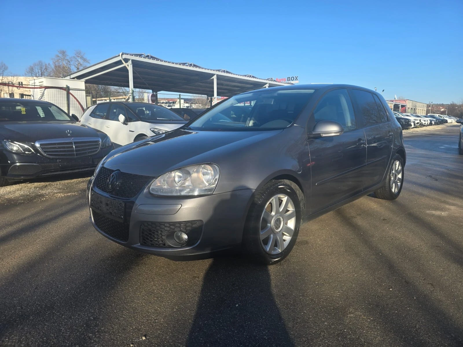 VW Golf 1.6 Бензин - 116к.с. - [1] 