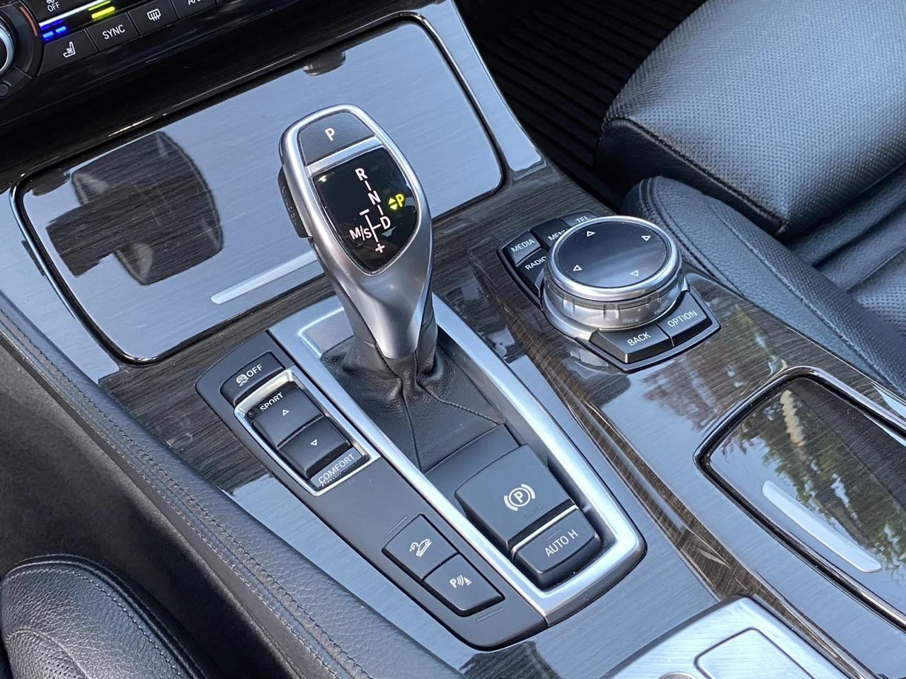 BMW 530 535xd LCI М-ПАКЕТ KEYLESS SOFT CLOSE HEAD-UP ACC - изображение 10