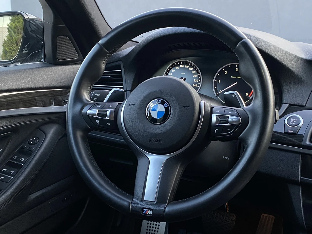 BMW 530 535xd LCI М-ПАКЕТ KEYLESS SOFT CLOSE HEAD-UP ACC - изображение 9