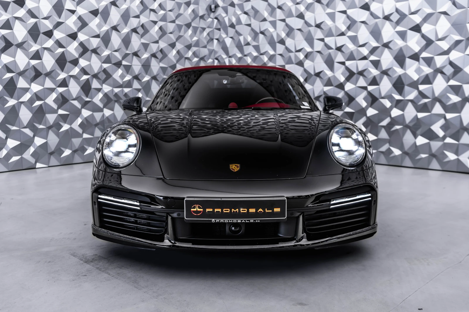 Porsche 911 Turbo S  Cabrio* Lift* Обдухване* 360* Bose - изображение 2