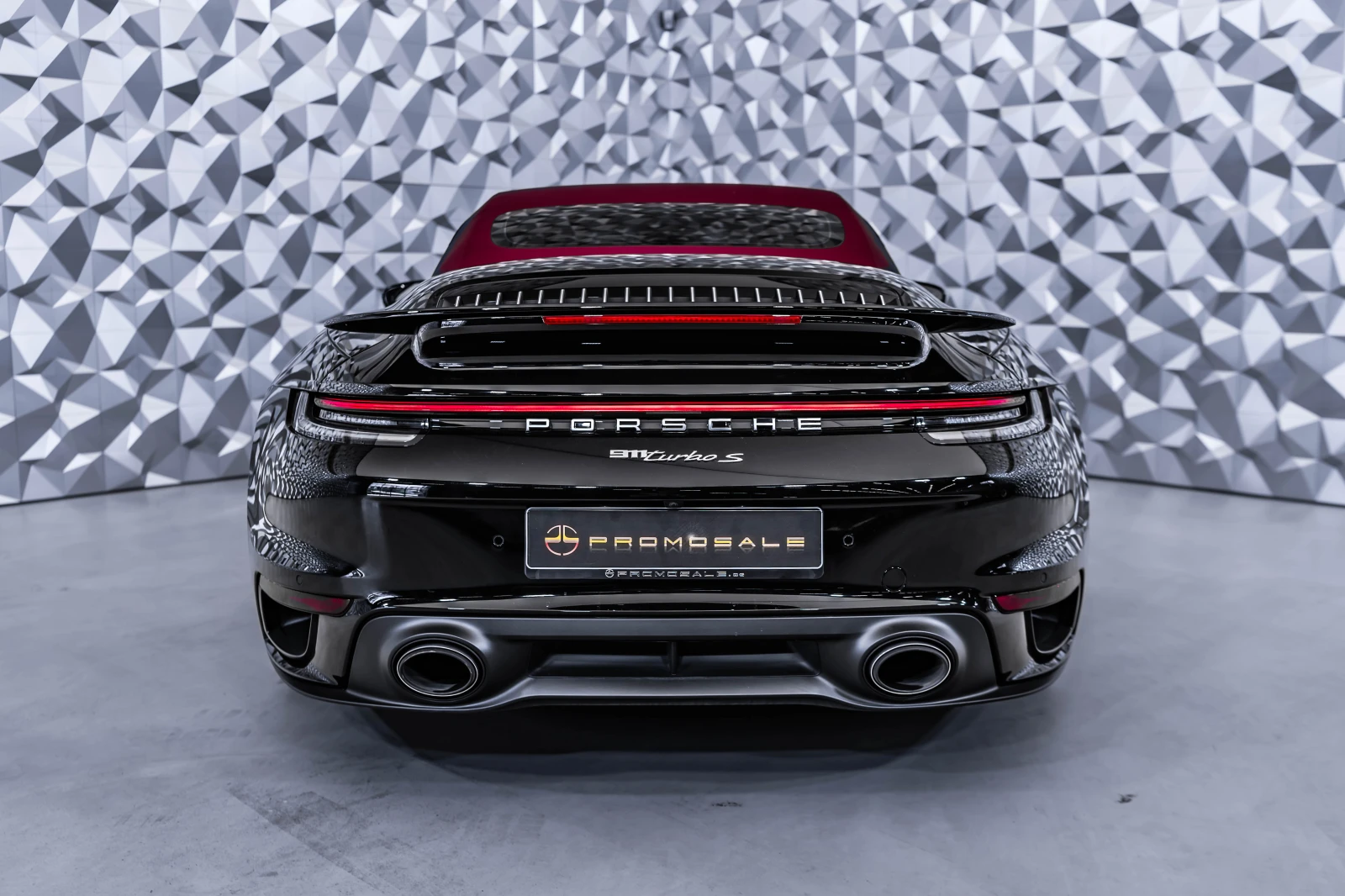 Porsche 911 Turbo S  Cabrio* Lift* Обдухване* 360* Bose - изображение 5