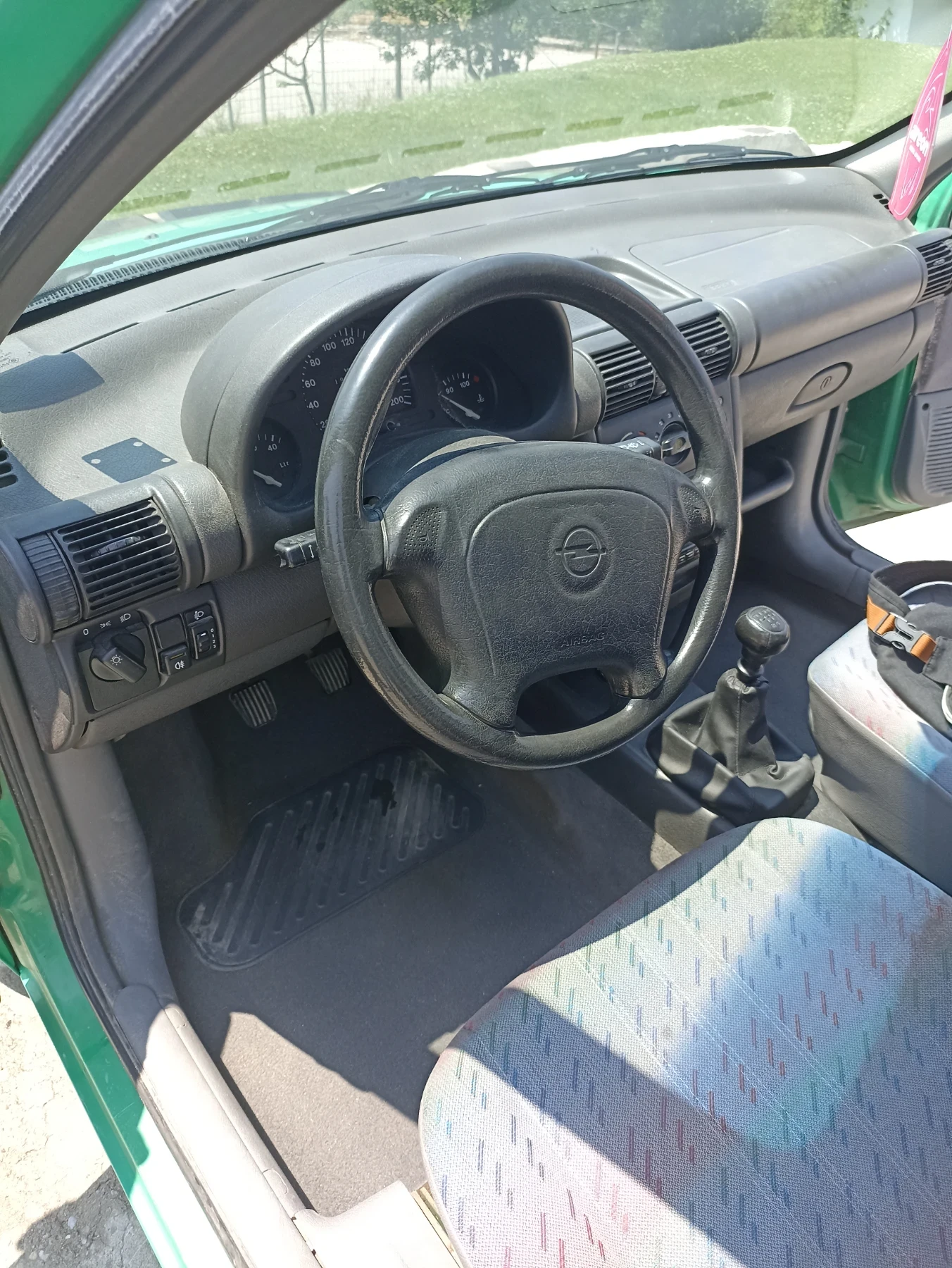 Opel Corsa  - изображение 7
