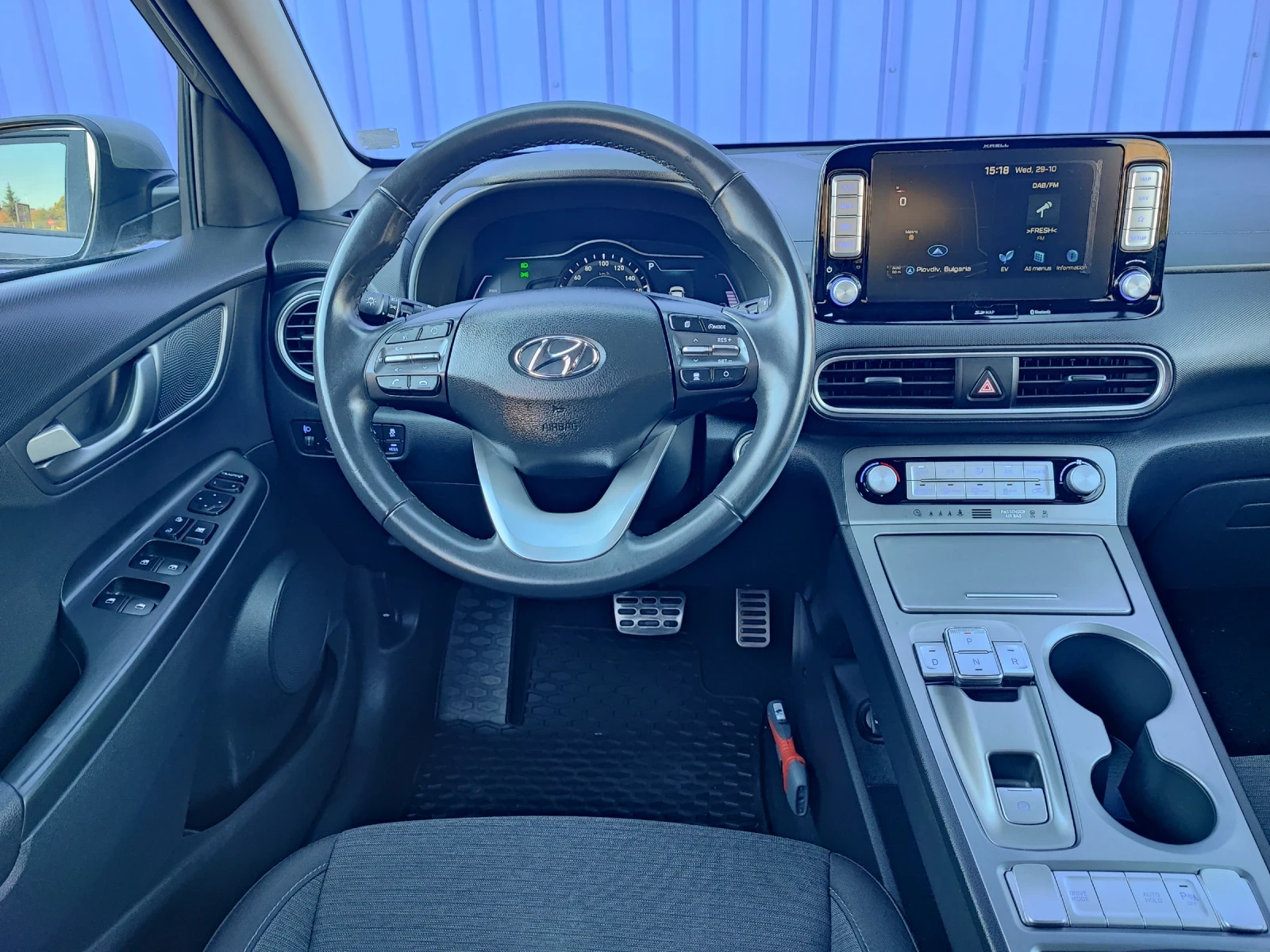 Hyundai Kona Electric/68kw/204kc/HeadUp/Keyless/Distronic | Mobile.bg — изображение 10