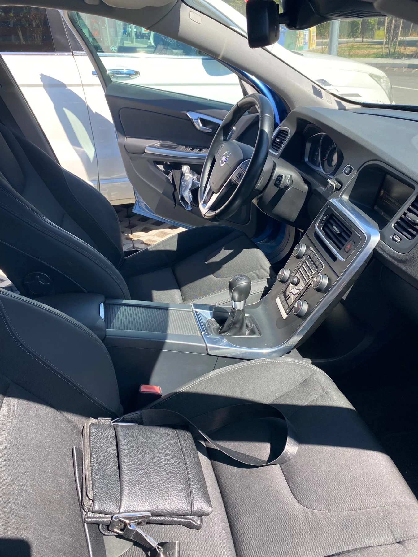 Volvo V60 | Mobile.bg   11