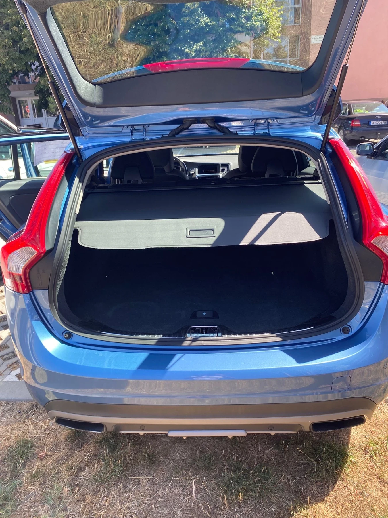 Volvo V60  - изображение 10