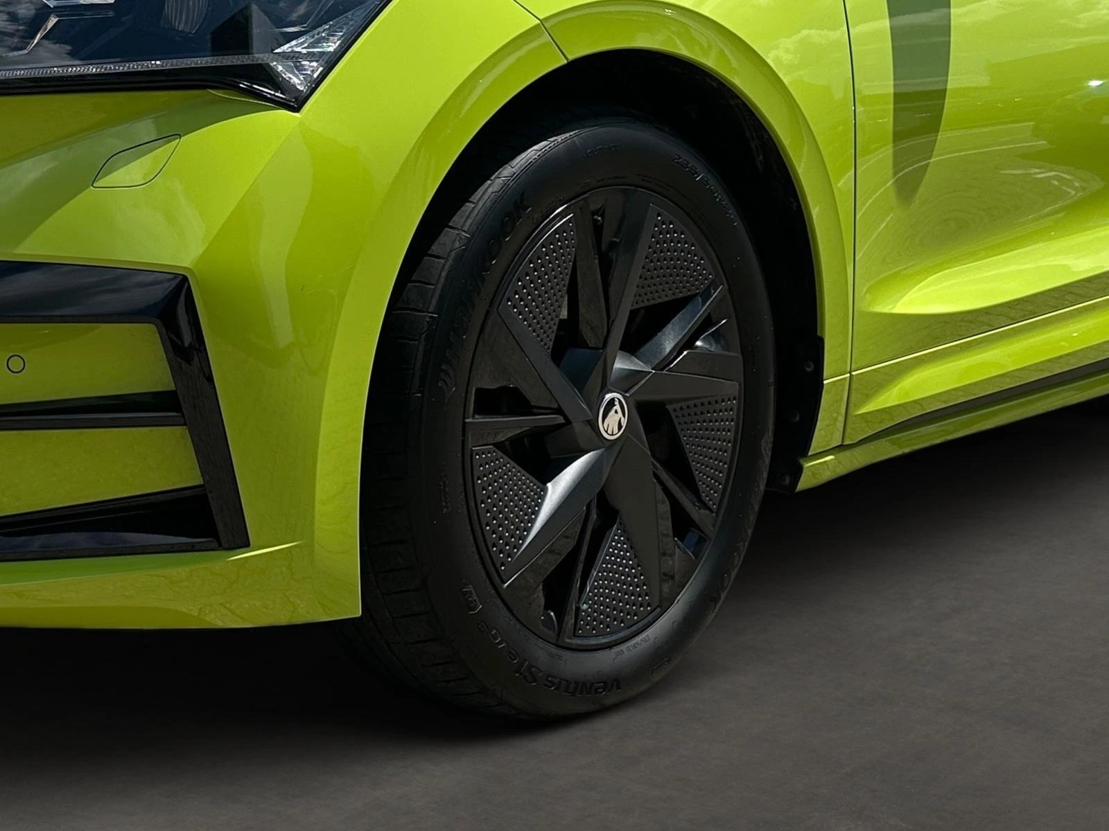 Skoda Enyaq iV RS COUPE 4x4 CANTON PANORAMA HEAD UP MATRIX - изображение 5