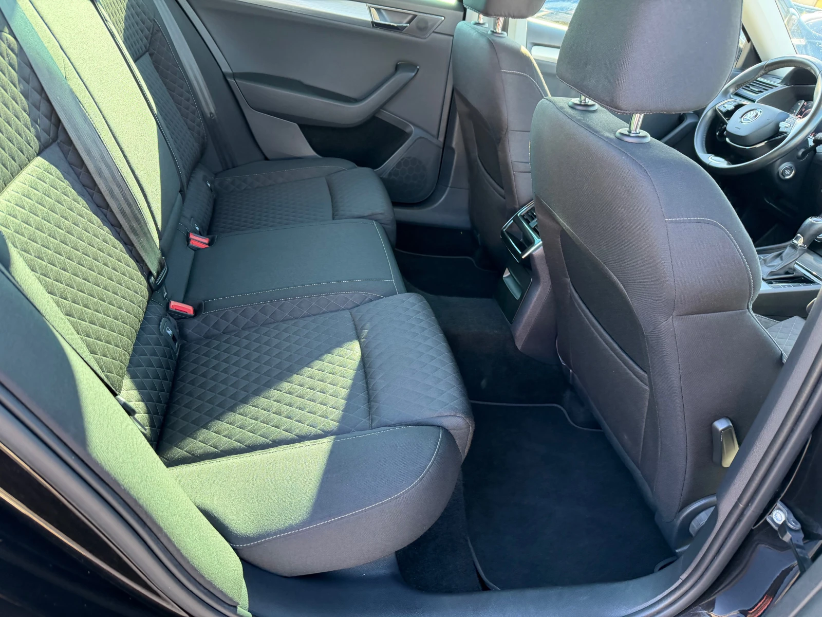 Skoda Superb 2.0 TDI | Mobile.bg � ����������� 12