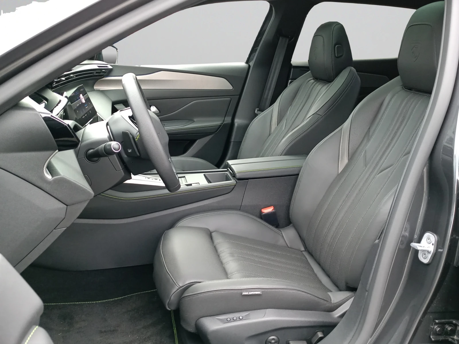 Peugeot 408 GT 1, 6 Plug-in HYBRID 2WD 225 e-EAT8 EURO 6.4 - изображение 10