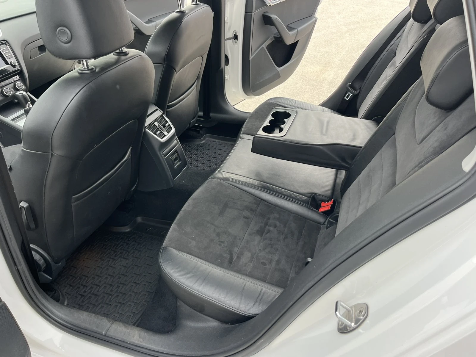 Skoda Octavia 1.4TURBO 150кс DSG NAVI АВТОПИЛОТ DISTRONIC - изображение 9