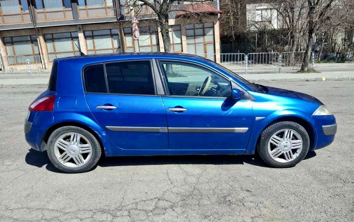 Renault Megane 1.5DCI, снимка 3 - Автомобили и джипове - 53846548
