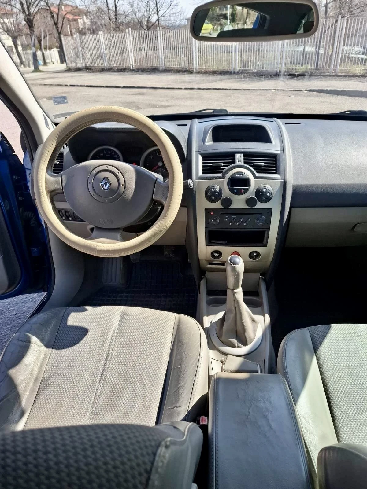 Renault Megane 1.5DCI, снимка 9 - Автомобили и джипове - 53846548