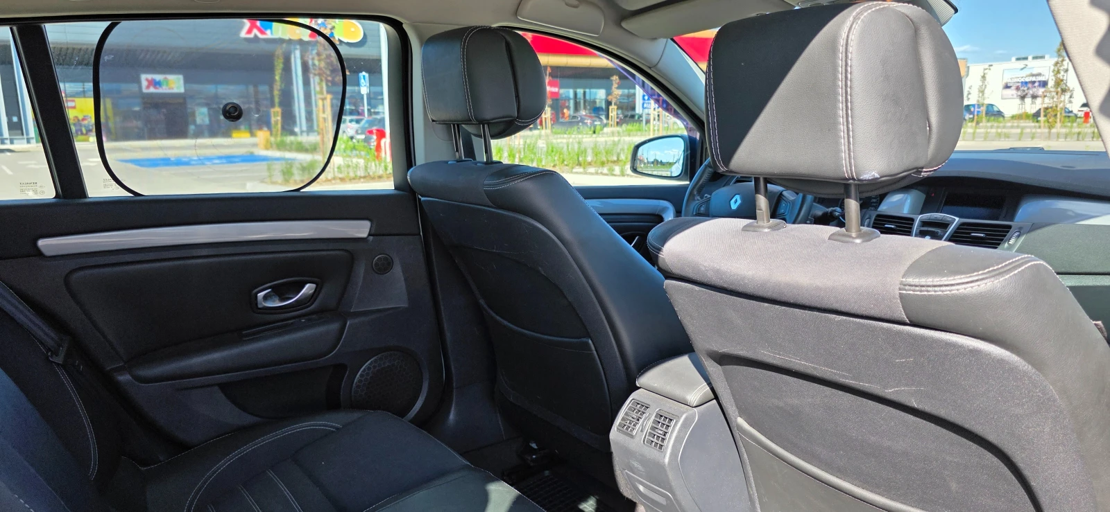 Renault Laguna, снимка 8 - Автомобили и джипове - 54033307