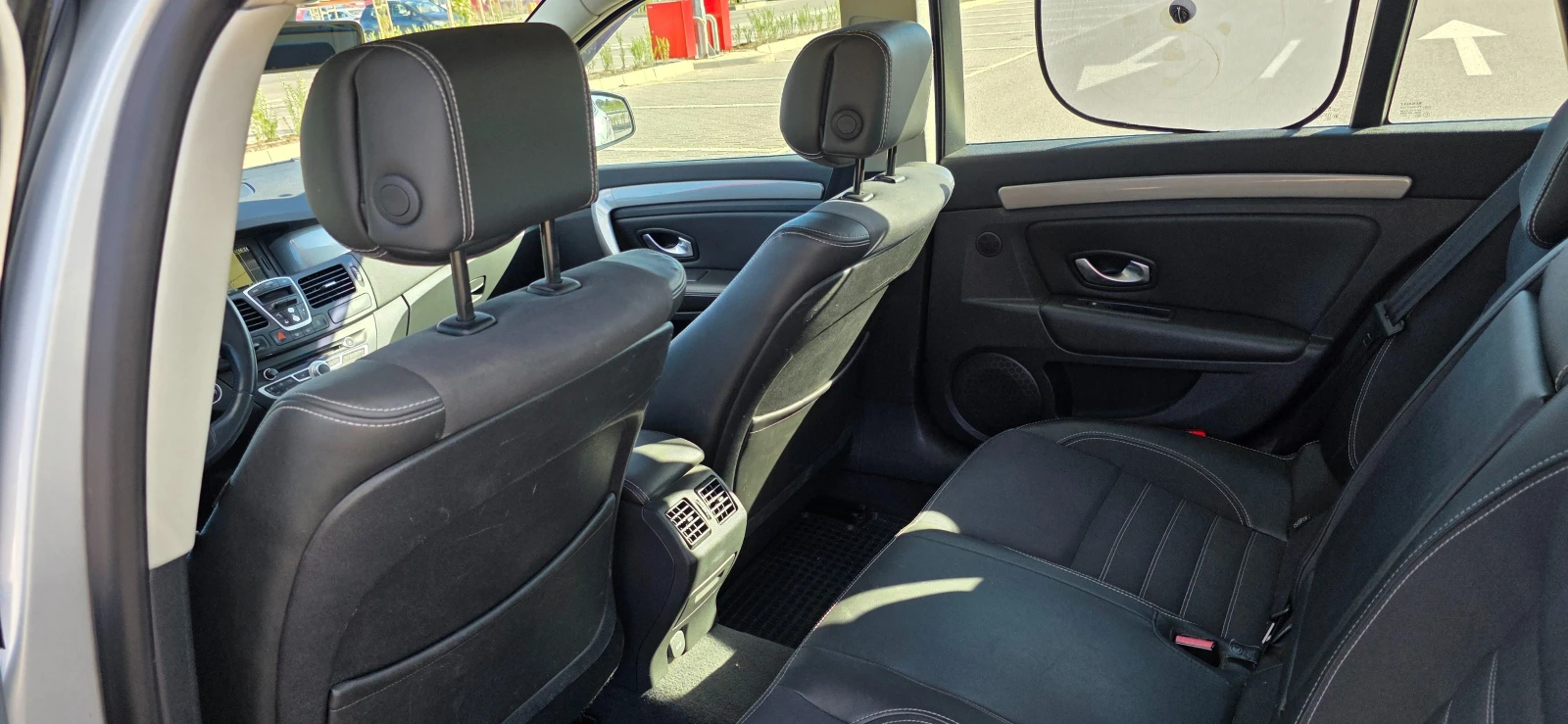 Renault Laguna, снимка 7 - Автомобили и джипове - 54033307