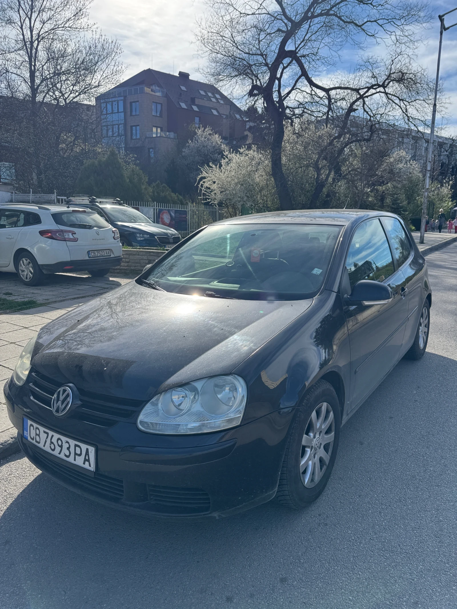 VW Golf 1.6 Газ, снимка 2 - Автомобили и джипове - 54113835