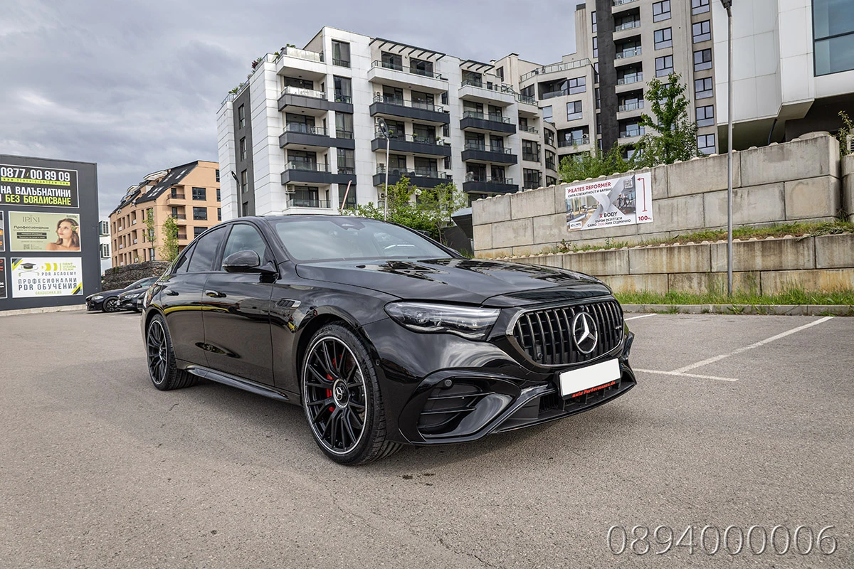 Mercedes-Benz E 53 AMG 4M 3xCARBON EXCLUSIVE HYPER SCREEN BURMEISTER 4D