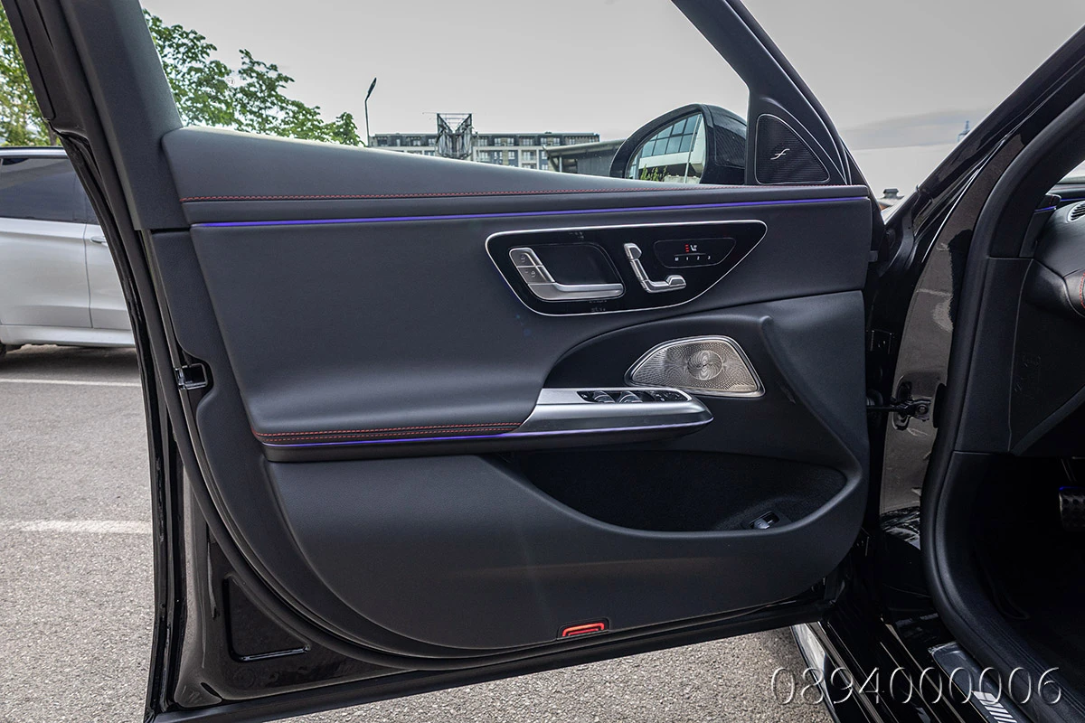 Mercedes-Benz E 53 AMG 4M 3xCARBON EXCLUSIVE HYPER SCREEN BURMEISTER 4D, снимка 12 - Автомобили и джипове - 54611179