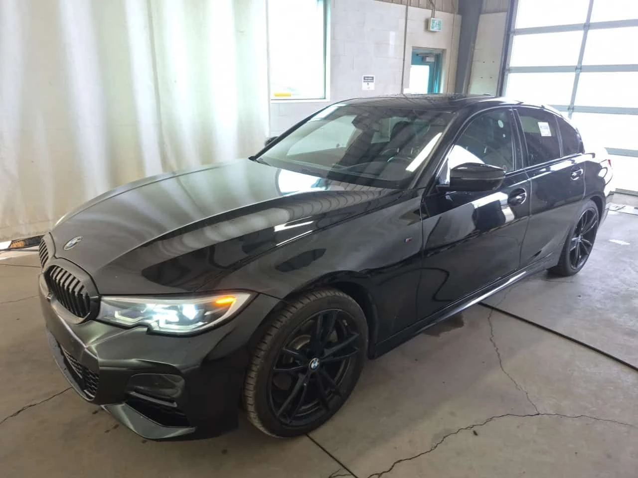 BMW 330 * 330I XDRIVE * CARFAX * БЕЗ ПЪРВОНАЧАЛНА ВНОСКА