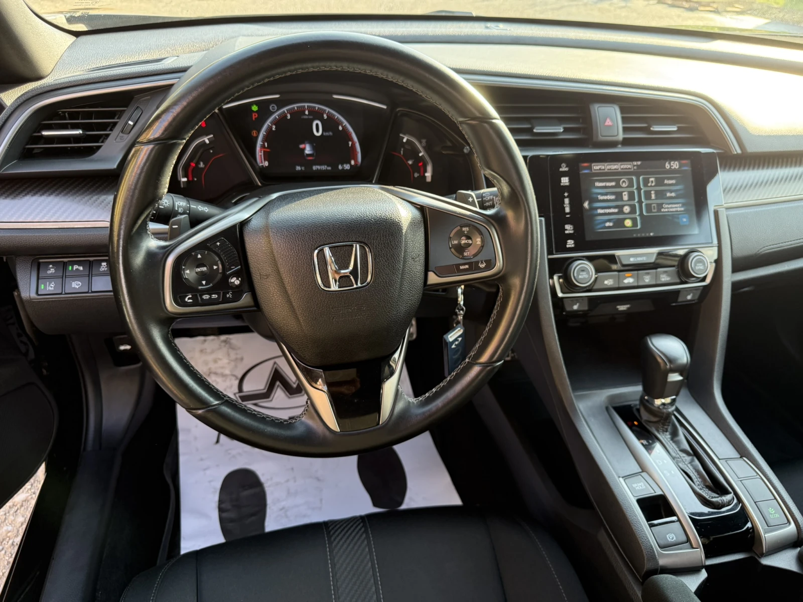 Honda Civic 1.5 VTEC Turbo Sport CVT, снимка 12 - Автомобили и джипове - 55330766