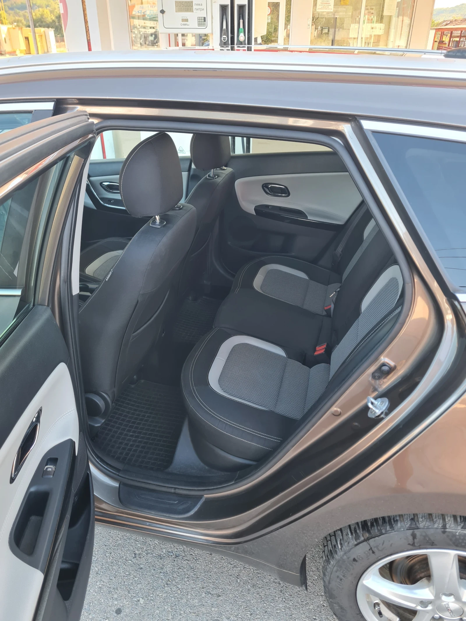 Kia Ceed 1.6 CRDI 110к.с. 2017г.евро 6B, снимка 5 - Автомобили и джипове - 55980679